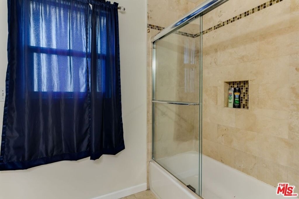 11257 Collett Avenue - Photo 38