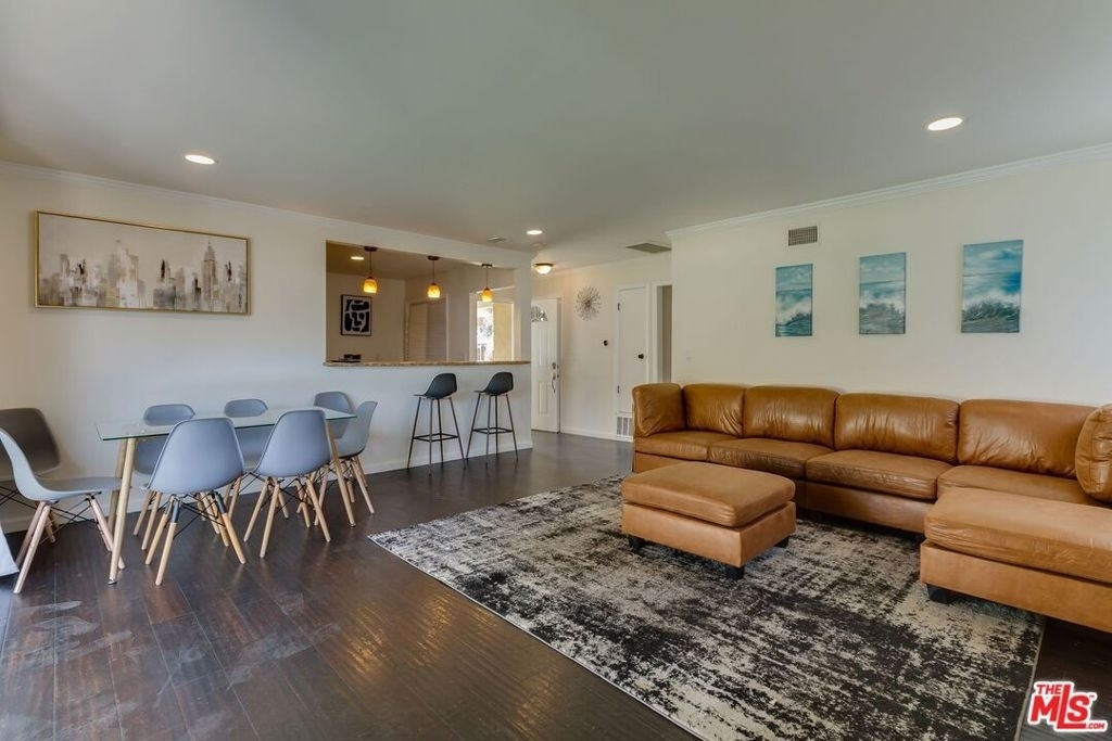11257 Collett Avenue - Photo 7