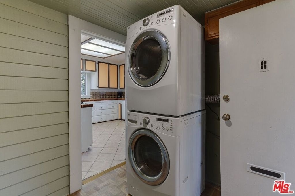 4825 Mascot Street - Photo 18