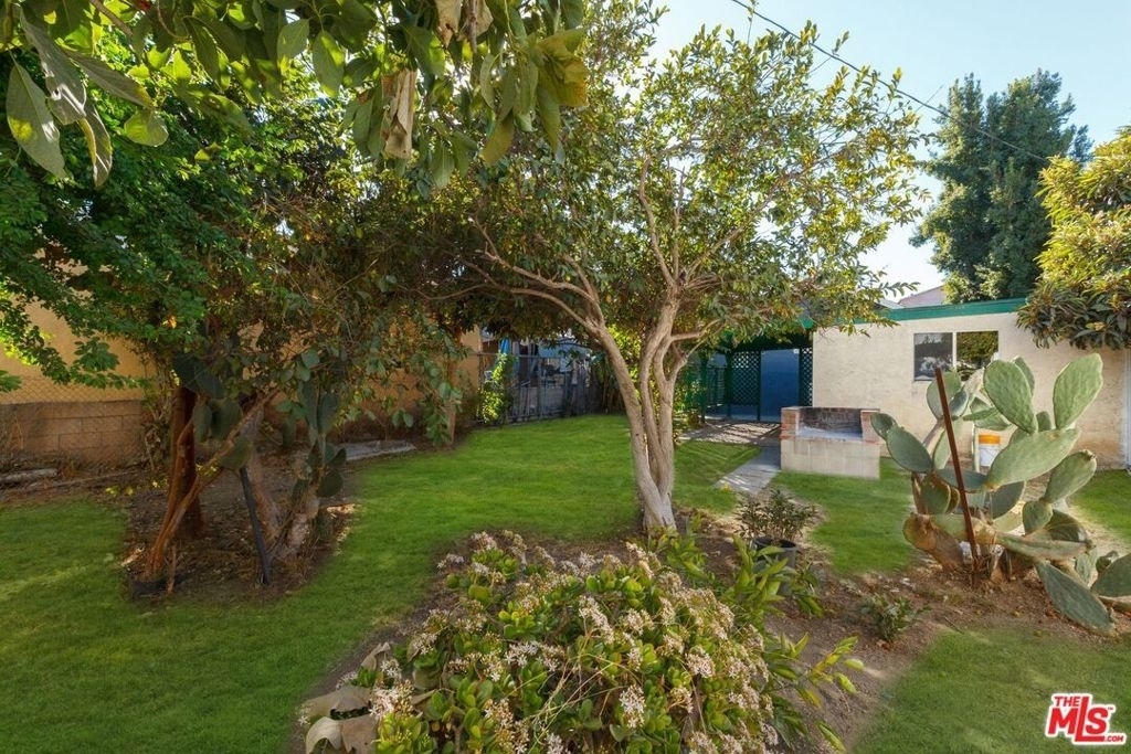 4825 Mascot Street - Photo 26