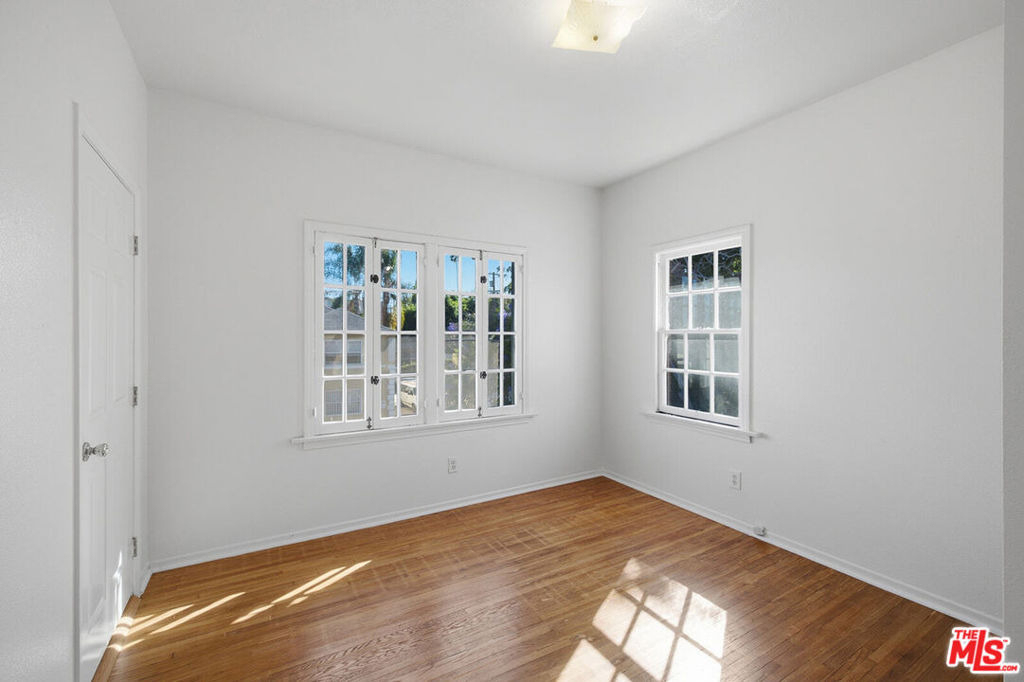 1097 S Orange Drive - Photo 24