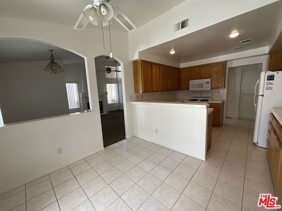 1439 Allin Lane - Photo 10