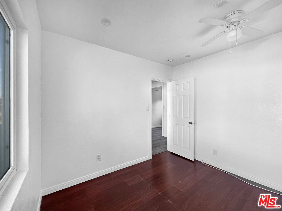 813 E Imperial Highway - Photo 8