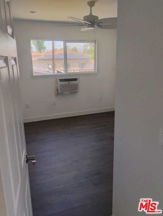 13757 Vanowen Street - Photo 9