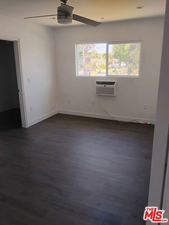 13757 Vanowen Street - Photo 7