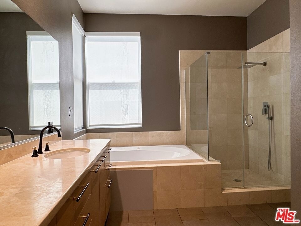 6581 Seabluff Drive - Photo 15