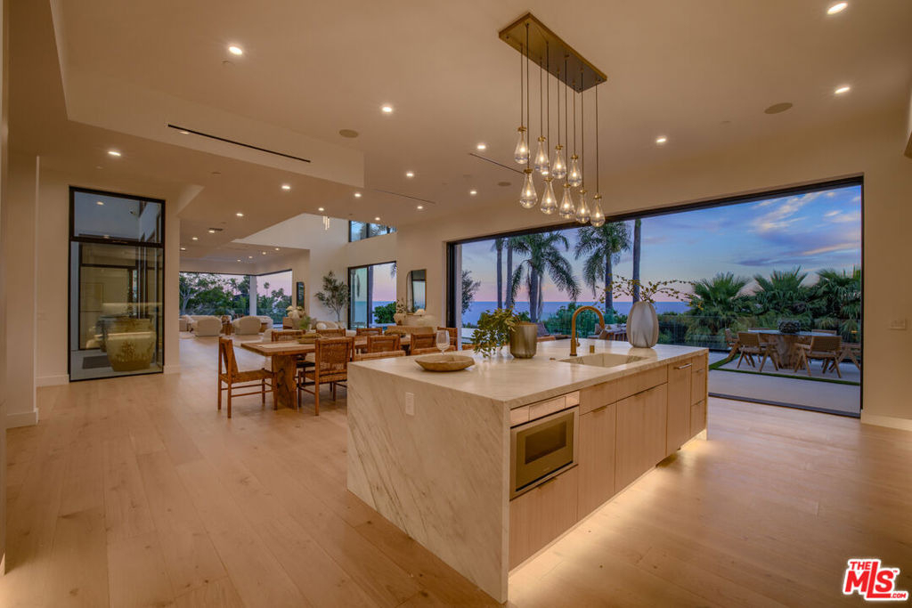 4732 Avenida Del Mar - Photo 5