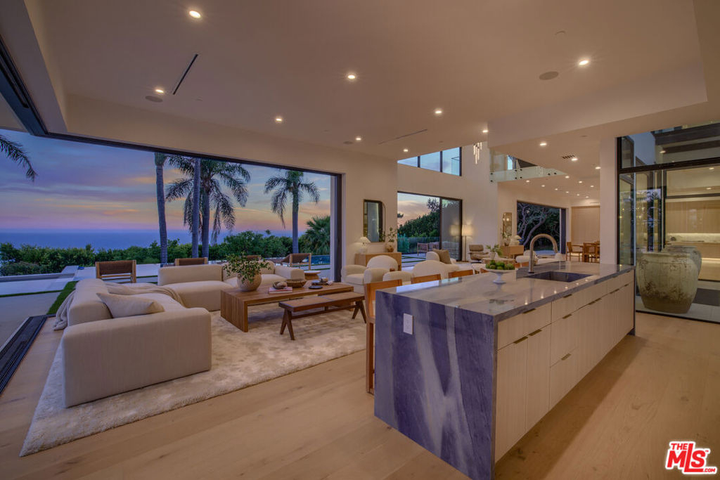 4732 Avenida Del Mar - Photo 9