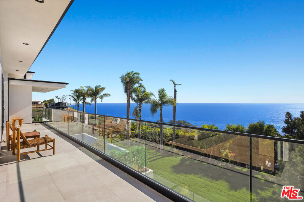 4732 Avenida Del Mar - Photo 16
