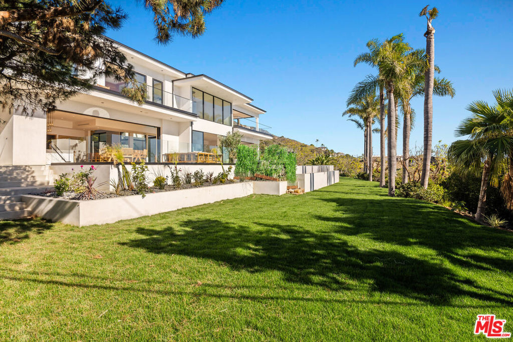 4732 Avenida Del Mar - Photo 23