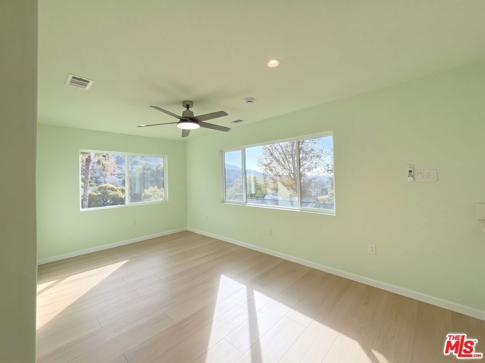 3131 Jolley Drive - Photo 2