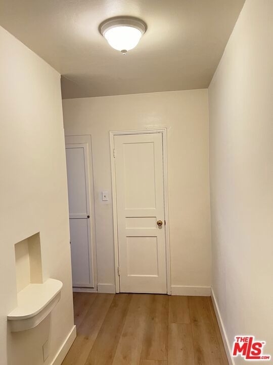 325 N Palm Drive - Photo 12