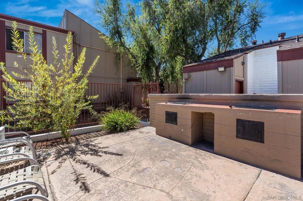 5422 Adobe Falls Rd - Photo 40