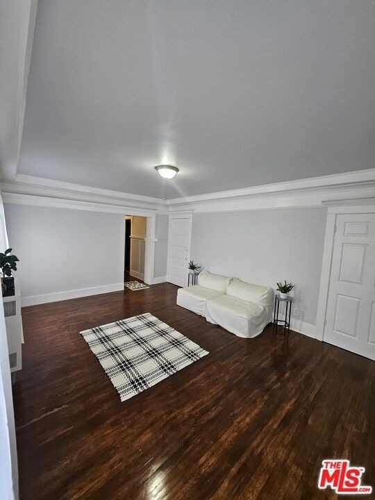 2932 1/2 S Normandie Avenue - Photo 3