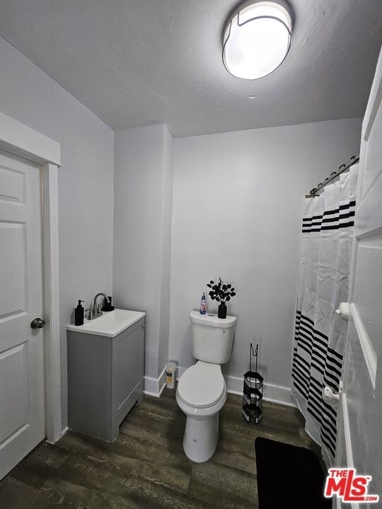 2932 1/2 S Normandie Avenue - Photo 21