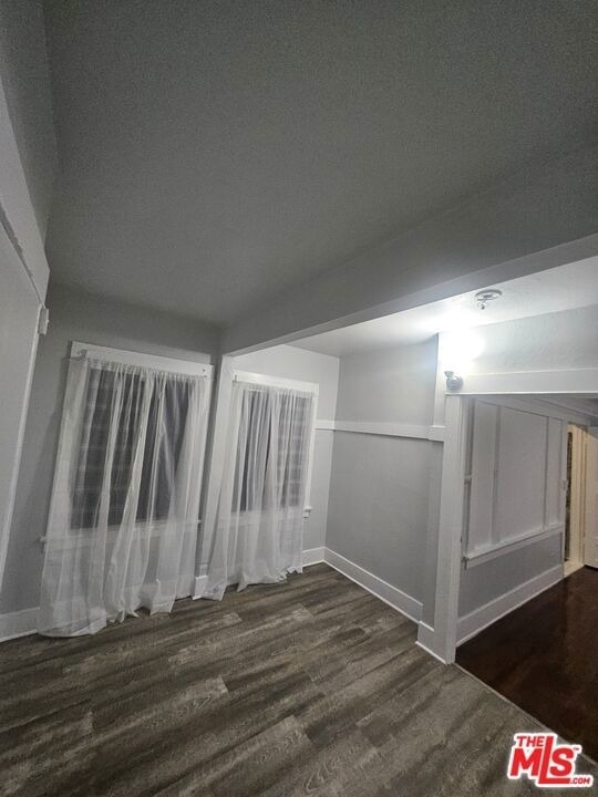 2932 1/2 S Normandie Avenue - Photo 15