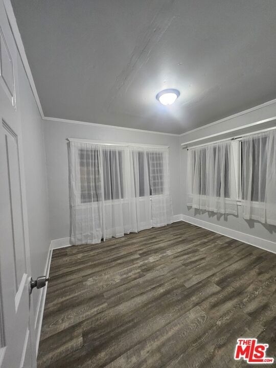 2932 1/2 S Normandie Avenue - Photo 18