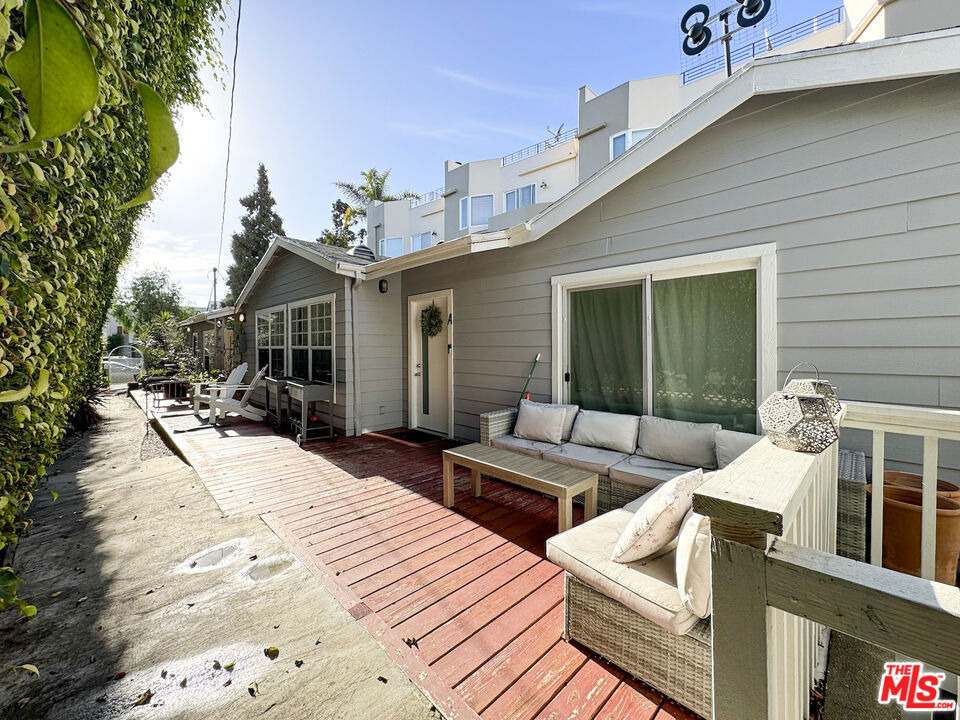 1249 23rd Street - Photo 19
