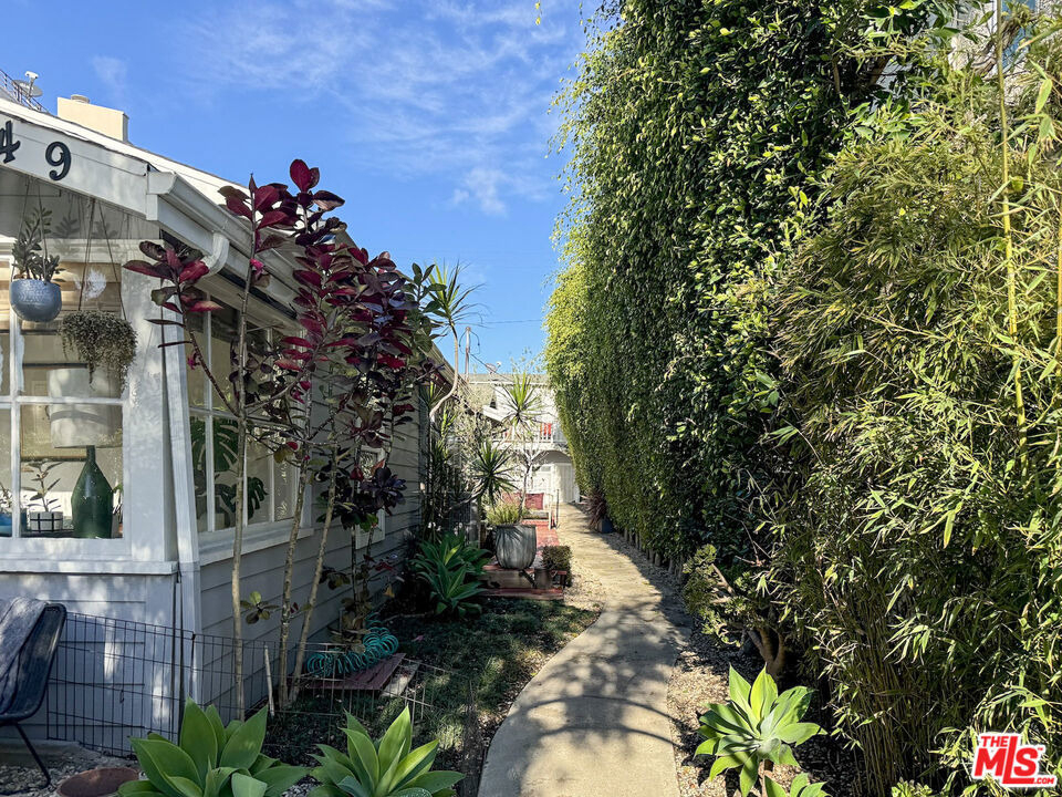 1249 23rd Street - Photo 21