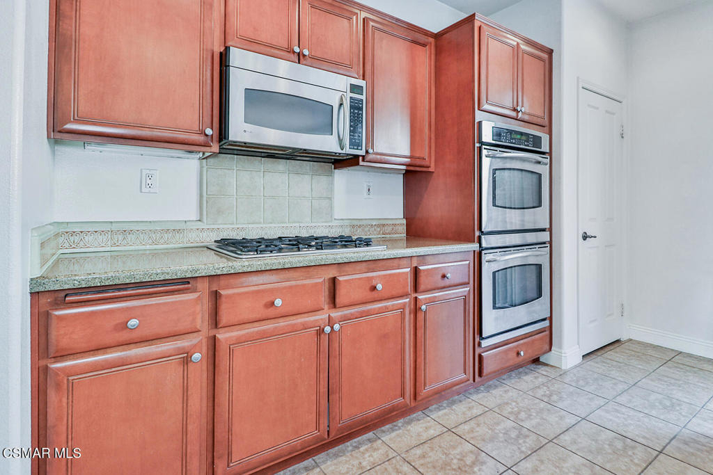 4607 Valerio Way - Photo 10