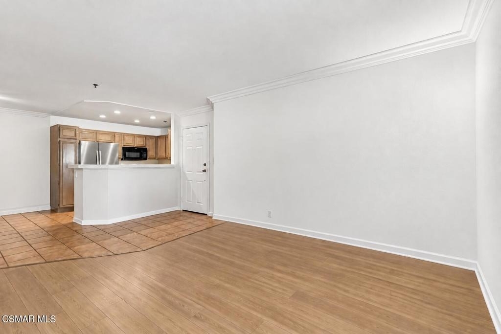 5805 Oak Bend Lane - Photo 2