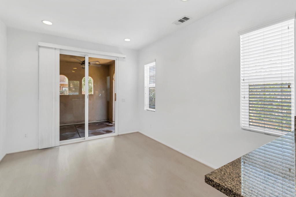 530 Calle Vibrante - Photo 10
