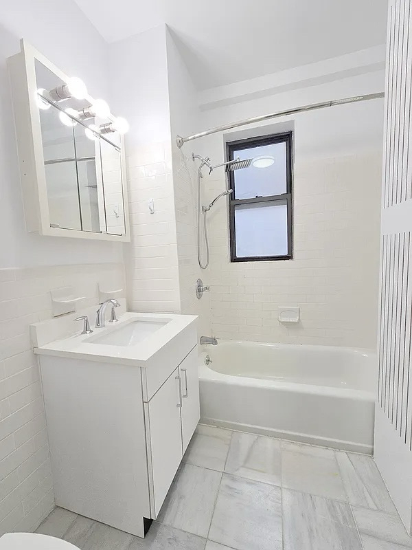 140 West 55th Street - Photo 3