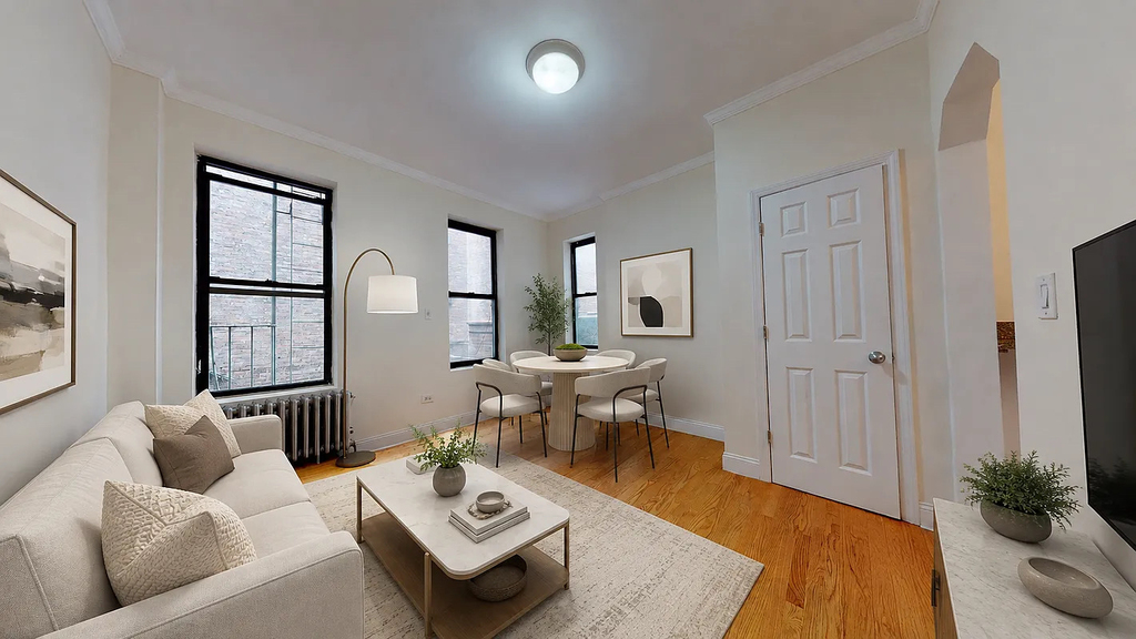711 2nd Avenue - Photo 0