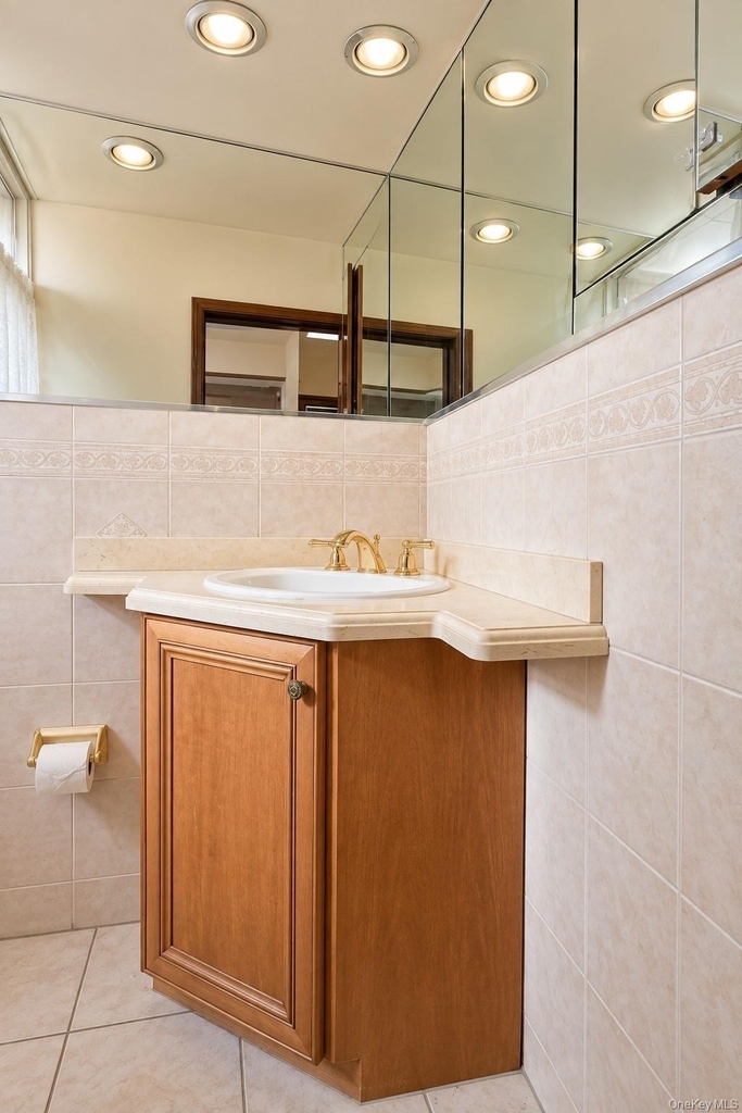 12 Balfour Street - Photo 2