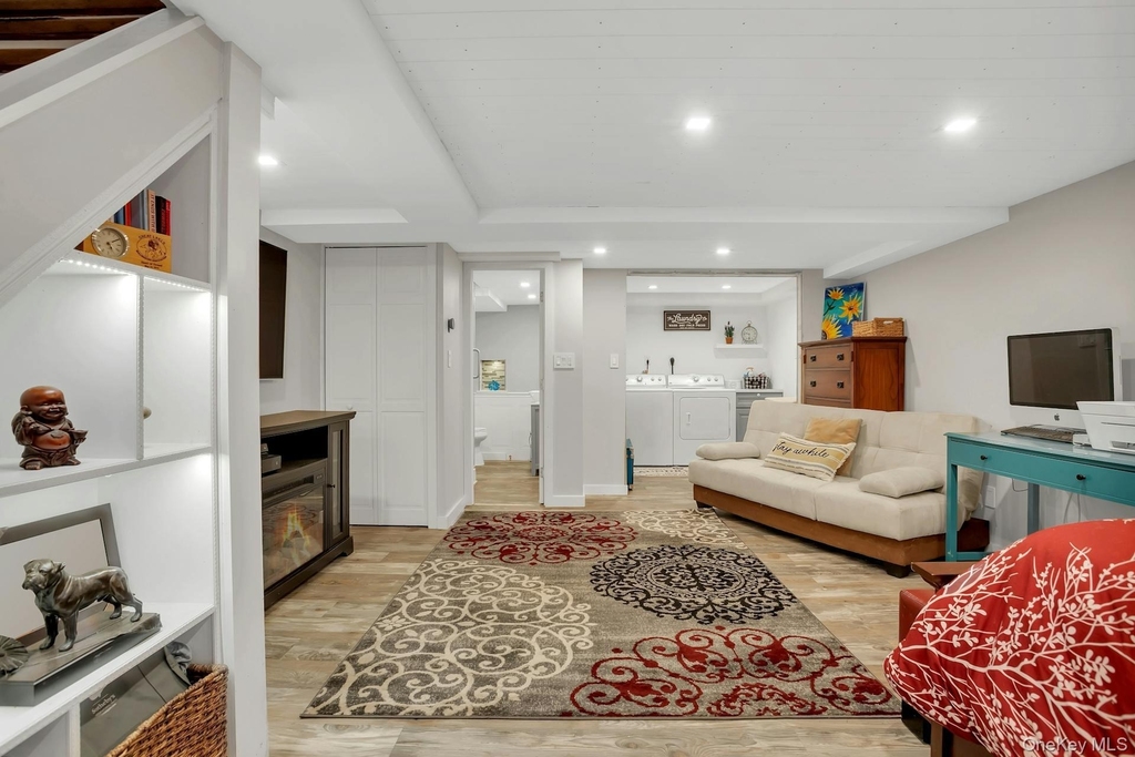 20 Linda Place - Photo 18