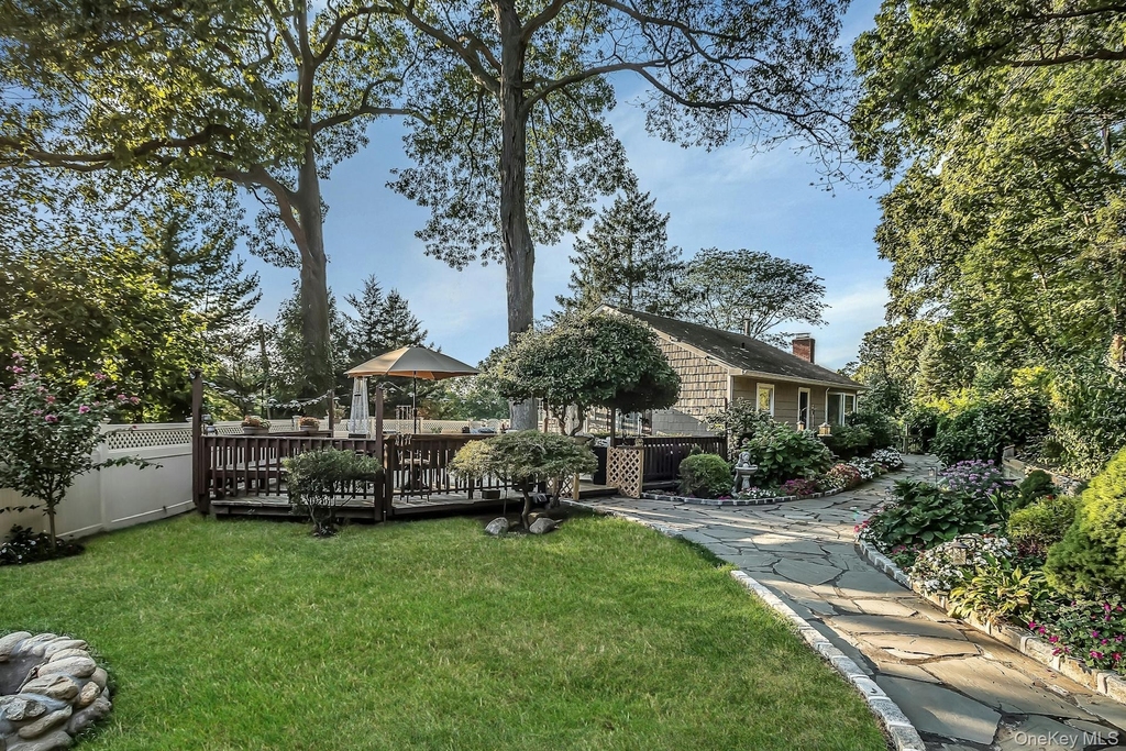 20 Linda Place - Photo 25