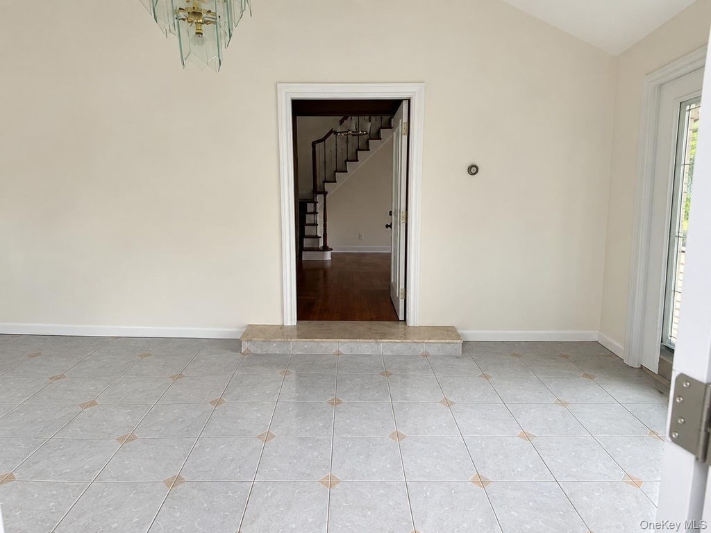 141 Aka 145 Buckingham Road - Photo 1