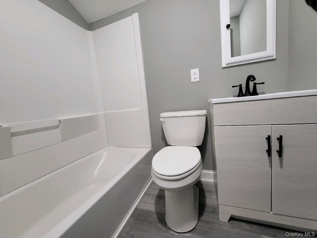 1 S Montgomery Street - Photo 7