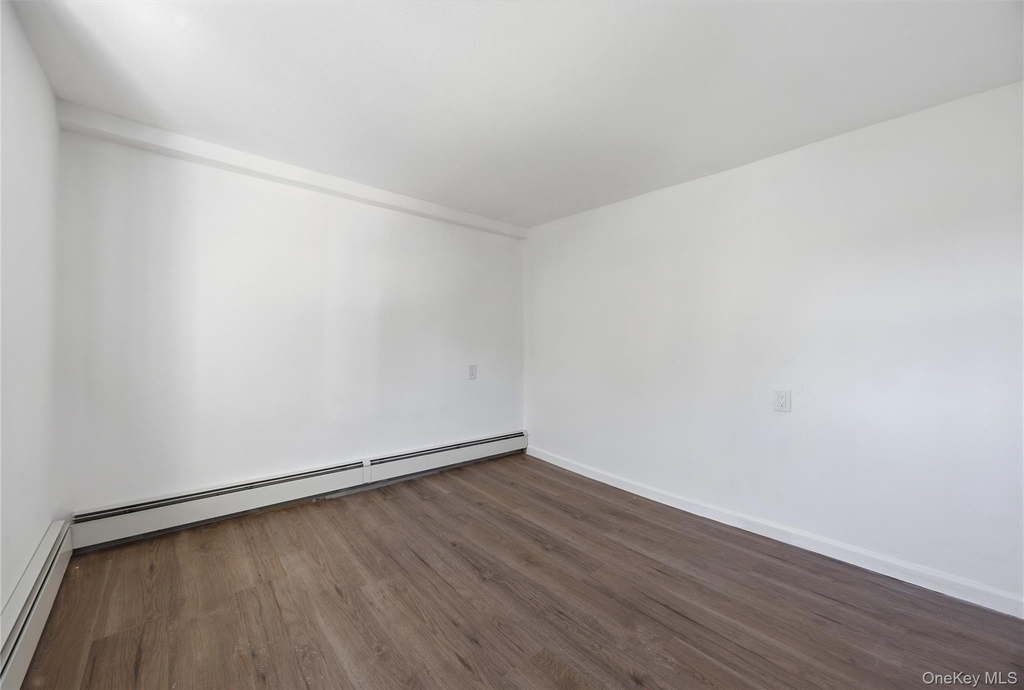 135 N Highland Avenue - Photo 12