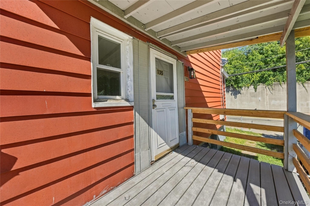 135 N Highland Avenue - Photo 14