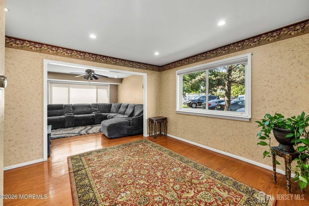 1 Quincy Circle - Photo 8