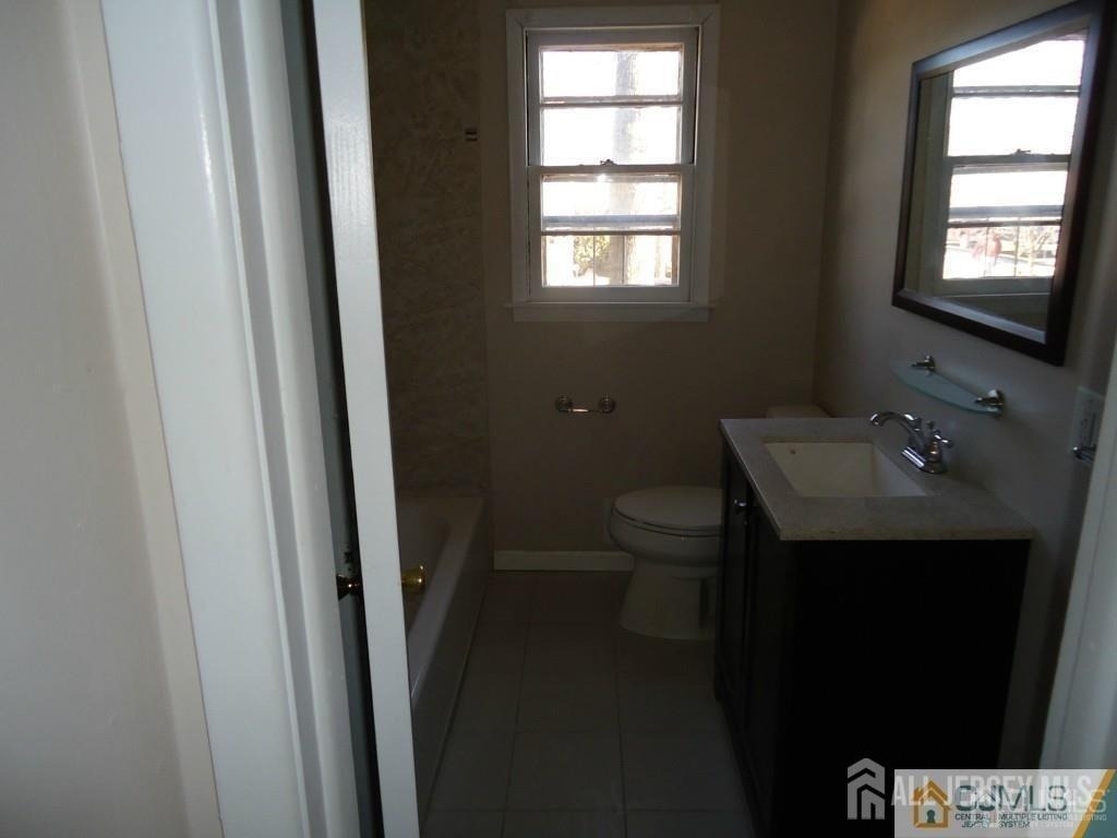 207 Avenel Street - Photo 5