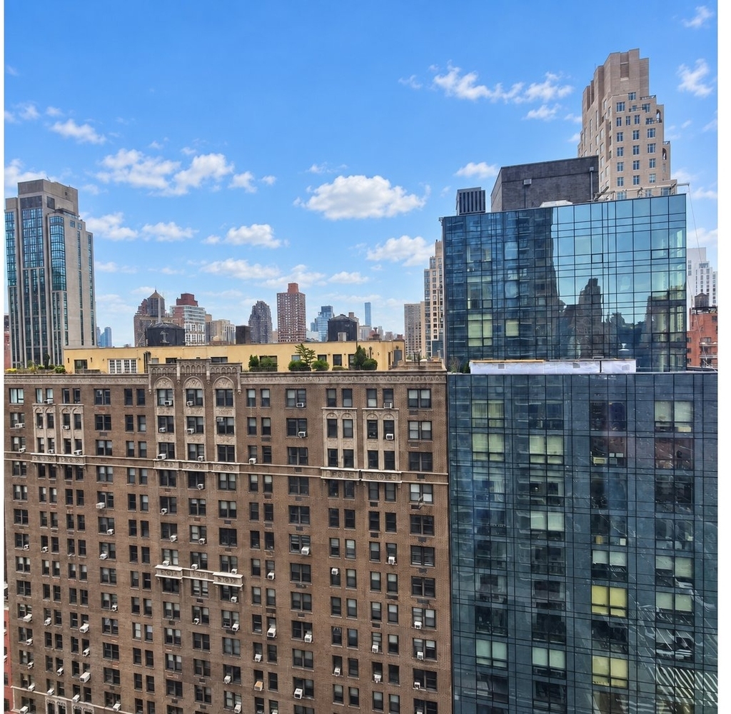 301 E 79th Street - Photo 1