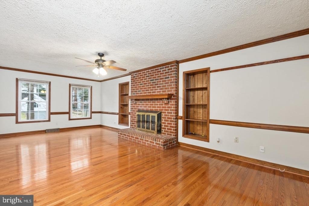 1130 Columbus Drive - Photo 10