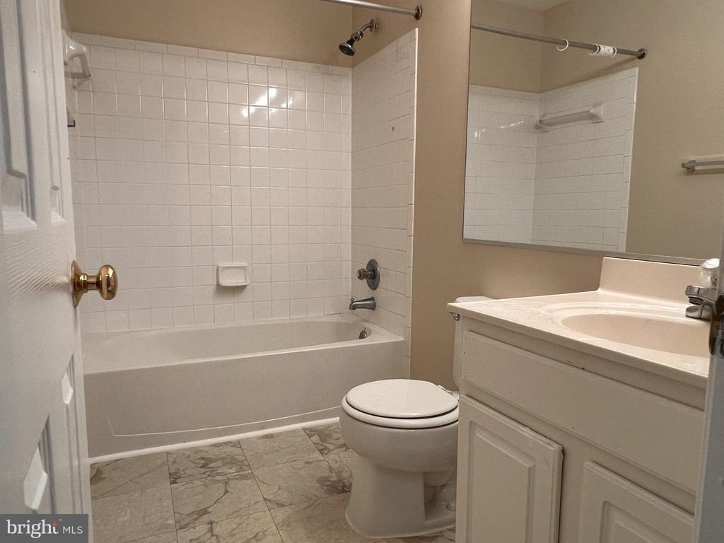 21540 Harvest Green Terrace - Photo 13