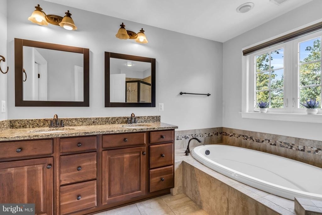 25241 Beach Place - Photo 30