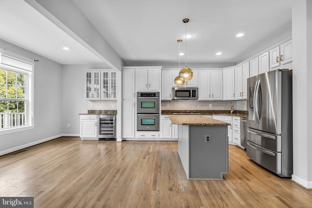25241 Beach Place - Photo 11