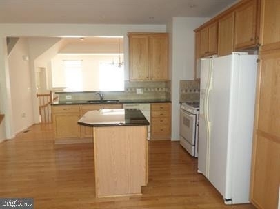 4712 Hanrahan Place - Photo 1