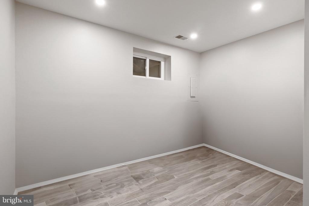 2802 Hyson Lane - Photo 29
