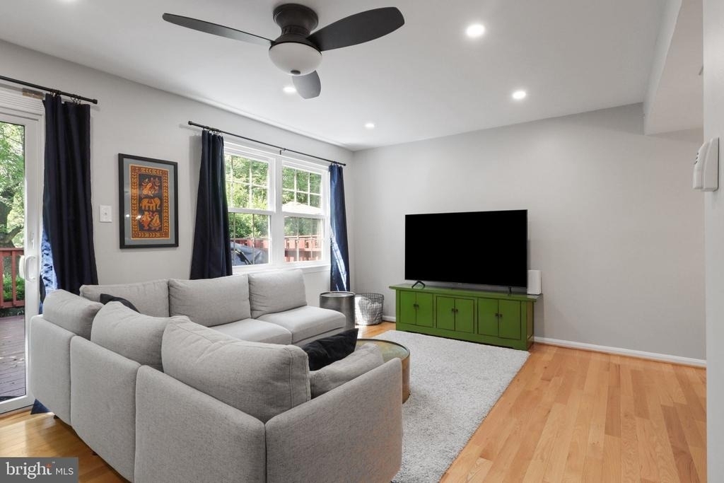 2802 Hyson Lane - Photo 10