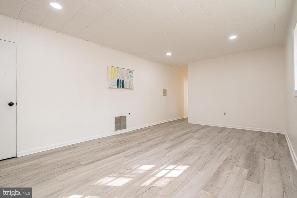 3535 Memorial Street - Photo 29
