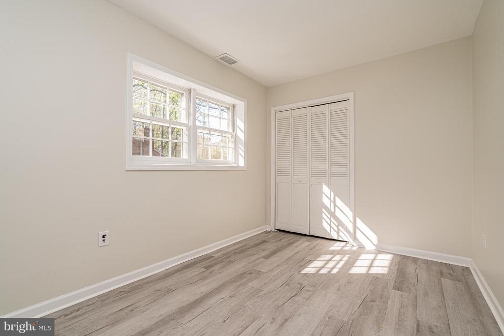 3535 Memorial Street - Photo 35