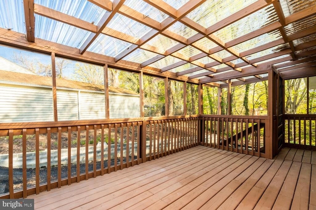 3535 Memorial Street - Photo 15