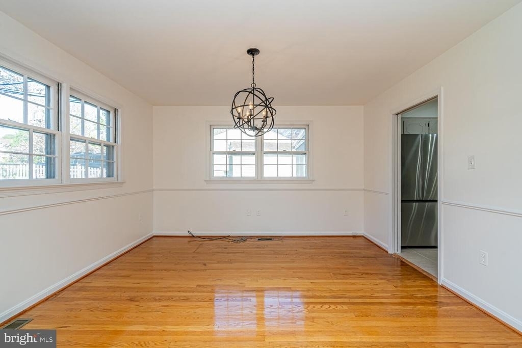 3535 Memorial Street - Photo 7