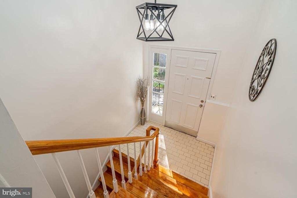 3535 Memorial Street - Photo 3